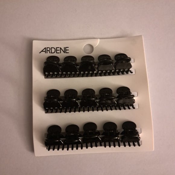 Hair Clips - Picture 3 of 5